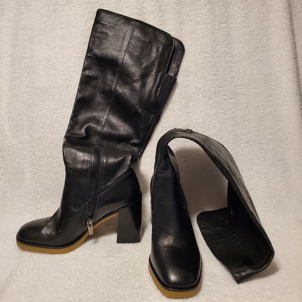 VINCE CAMUTO Eyana 2 Over-the-knee Boot